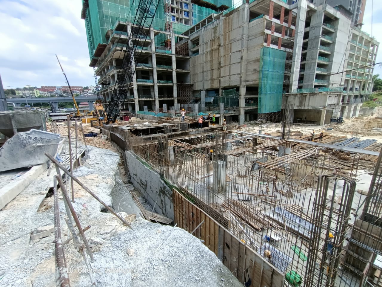 May 22' (View 2)